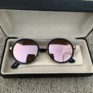 SUNDAY SOMEWHERE SUNGLASSES - NEW WITH TAGS